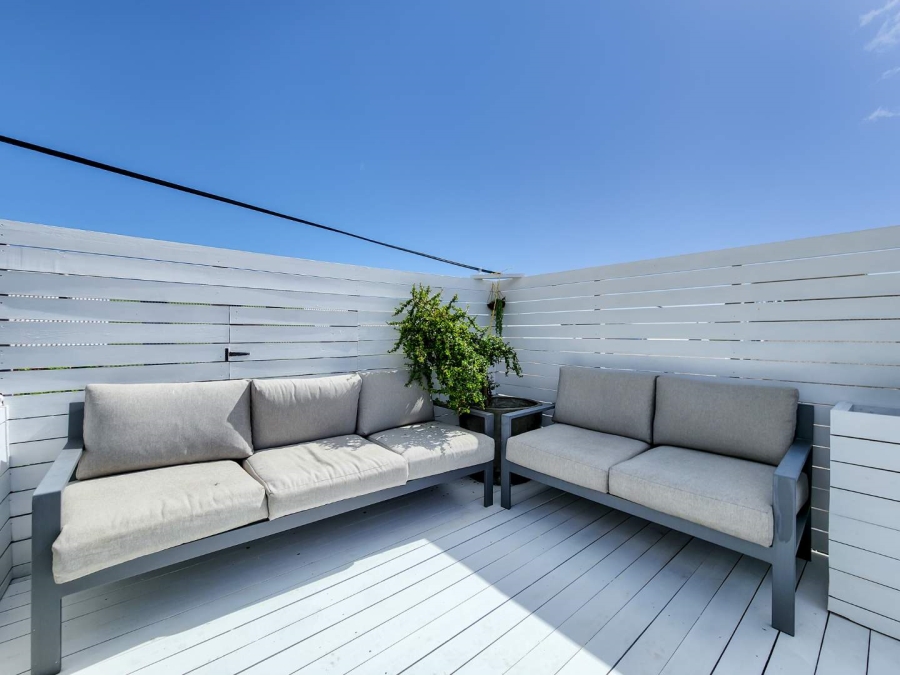 1 Bedroom Property for Sale in Woodstock Western Cape